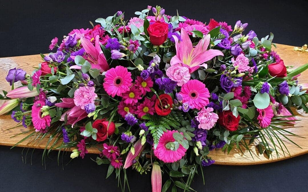 A Graceful Tribute for Her: Choosing the Perfect Funeral Flowers for a Woman