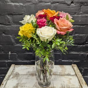 Rose in Vase | Aberdeen Florist | Mixed Rose Flowers
