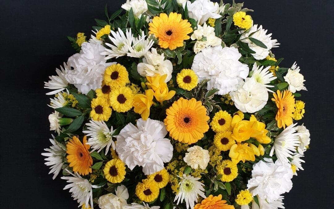Funeral Posy 15