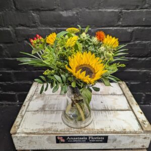 Aberdeen Flowers | Order Flowers Online | Anastasia Florists | Free Vase Flower Bouquet |