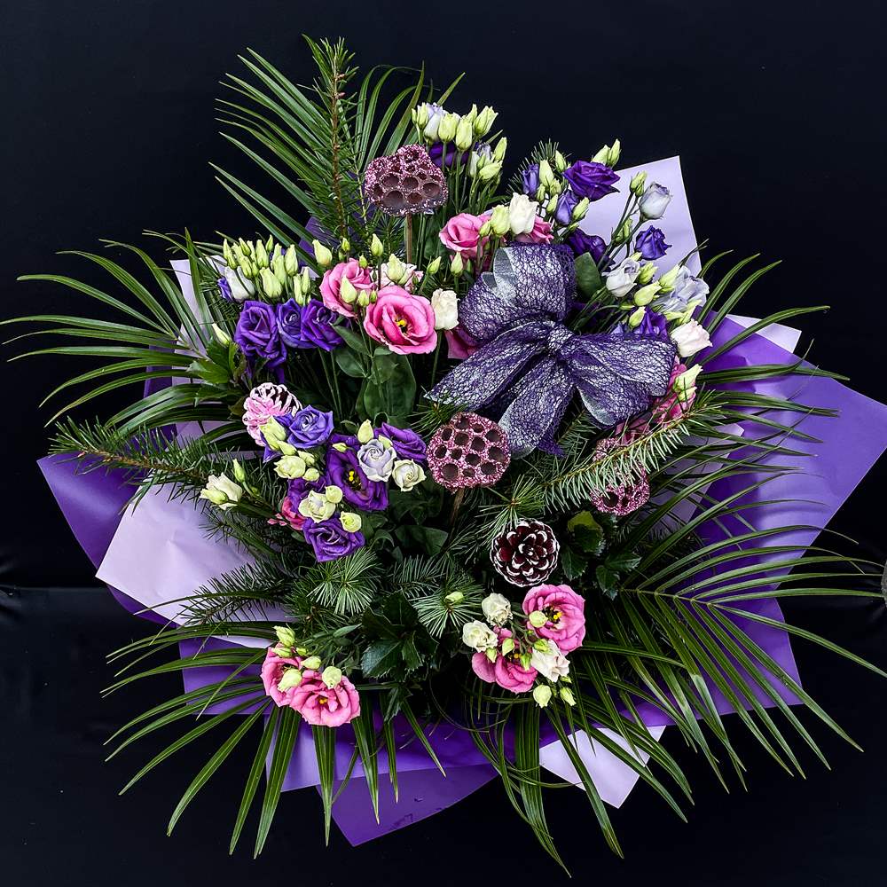 Sugar Plum Flower Bouquet Christmas Flower Bouquet supplied by your local Aberdeen Florists