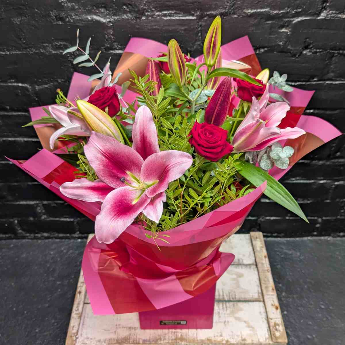 Westhill Florist | Flower Delivery Westhill | Flower Bouquets | Funeral Flowers | Same Day Delivery