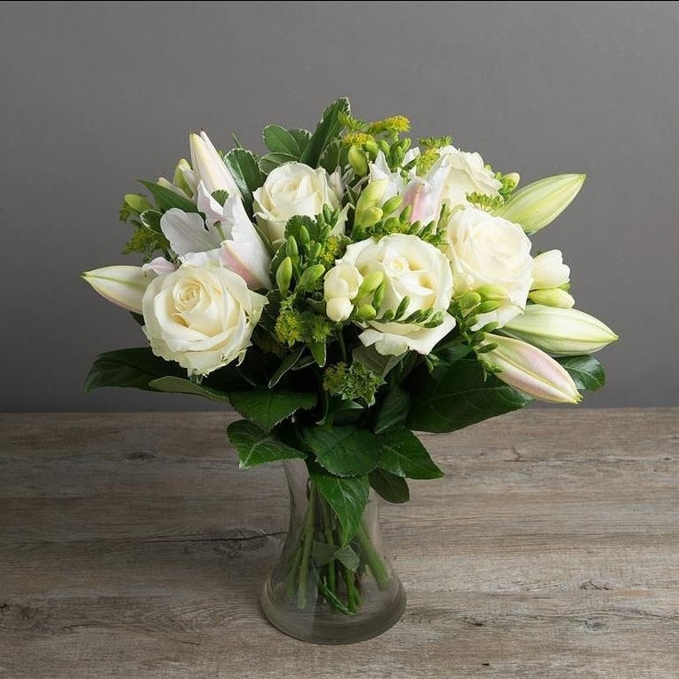 White Scarlett Bouquet in Flower Base